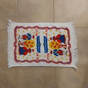 Vintage USA Bicentennial Hand Towel